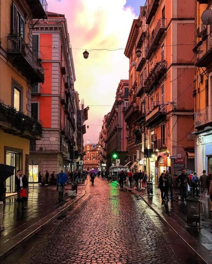 La Luna A Toledo Napoli Esterno foto